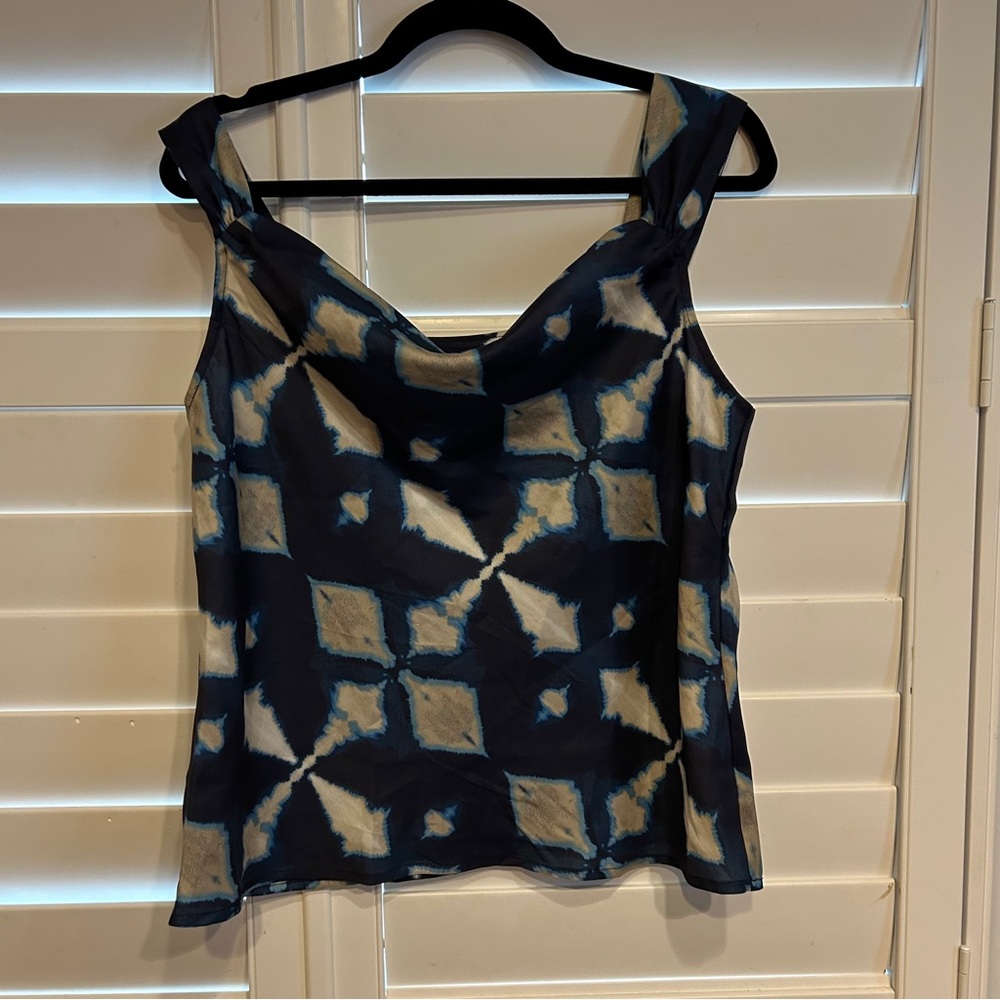 Banana Republic Silky Abstract Print Tank Top Blue Cream Multi Size Medium